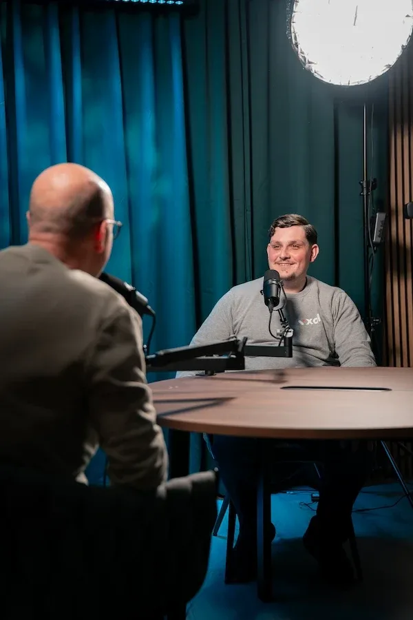 Tournage d'un podcast professionnel avec l'équipe Edirex